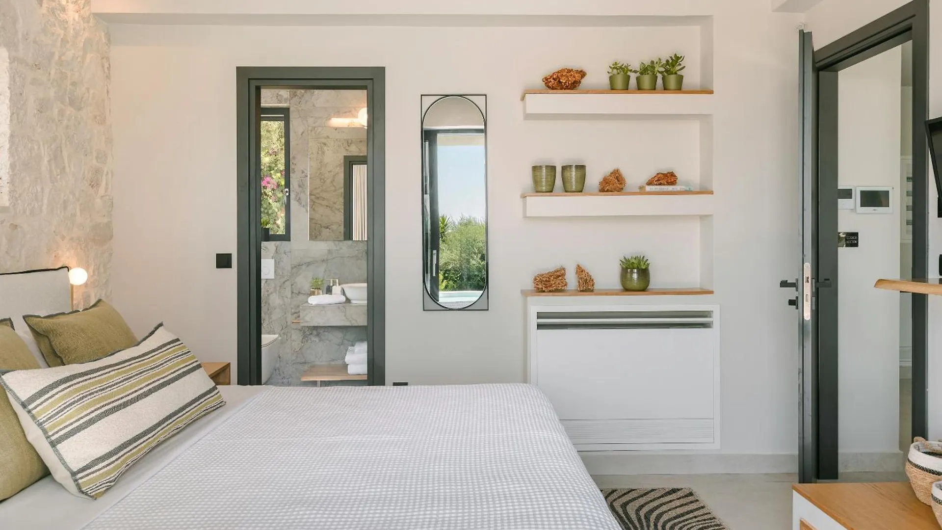 Brand New Luxury Villa - Marie'S Happy Place Pesádha