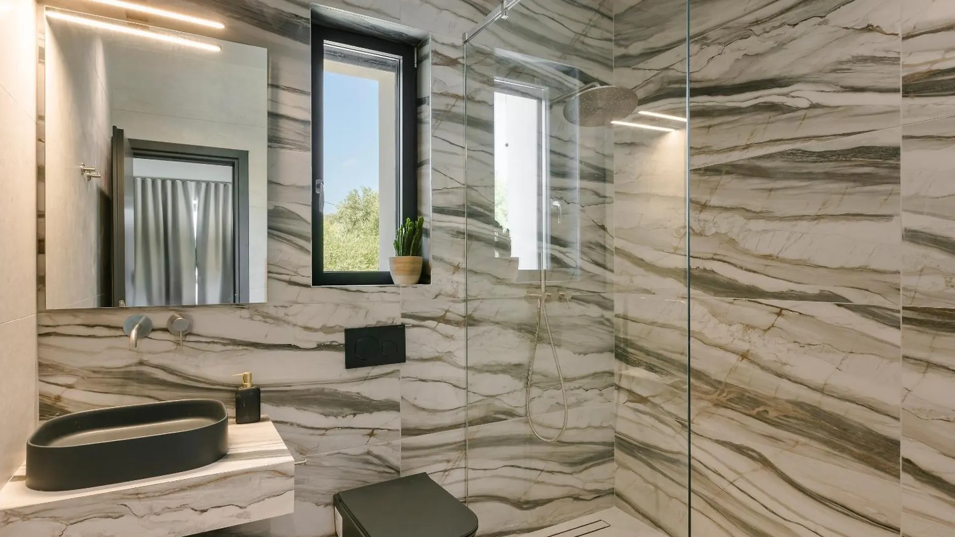 Brand New Luxury Villa - Marie'S Happy Place Pesádha
